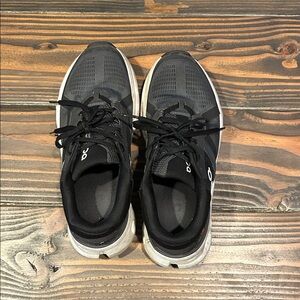 On Running Men's Black and White Athletic Shoes